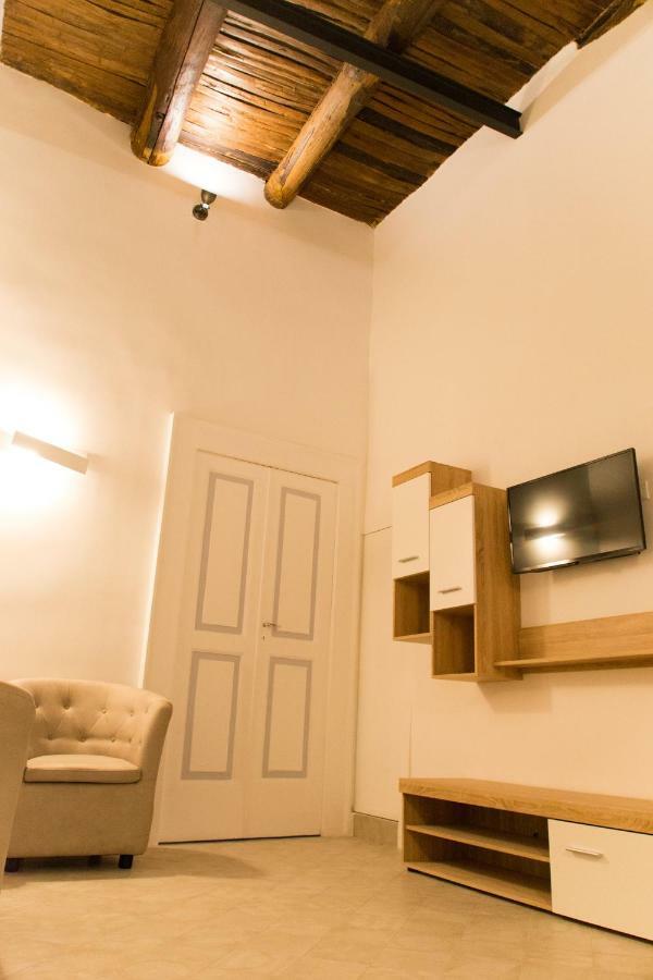 B&B Il Balconcino A Santa Chiara Nápoles Exterior foto